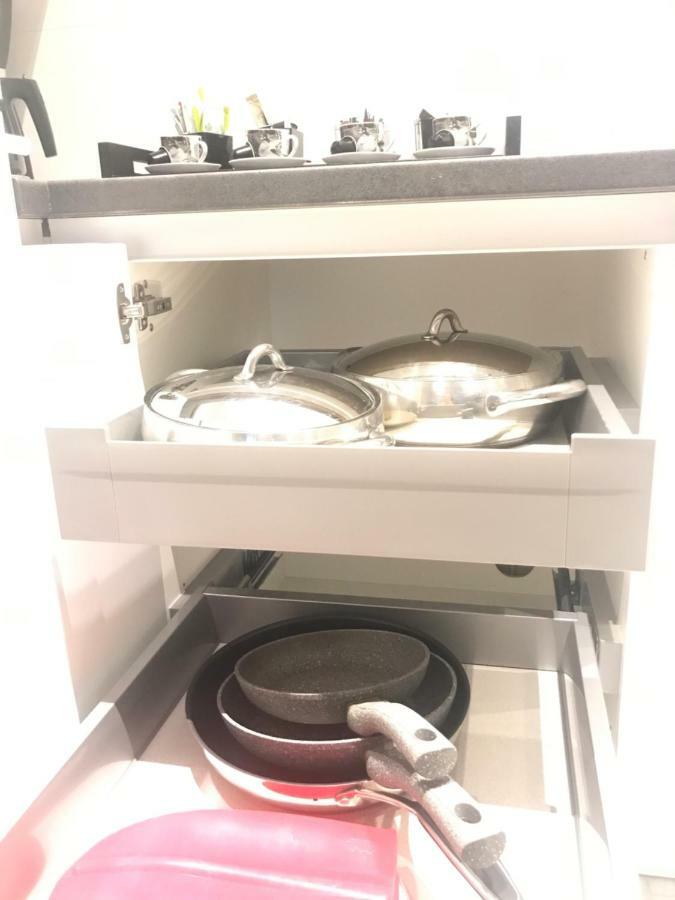 Les Lofts De Styliste Apart otel Saint-Gilles Dış mekan fotoğraf