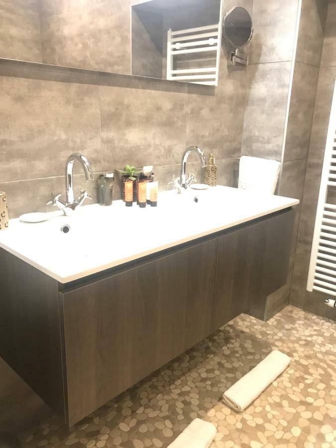 Les Lofts De Styliste Apart otel Saint-Gilles Dış mekan fotoğraf